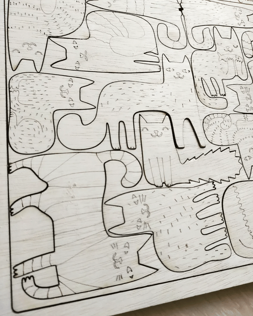 Puzzle din lemn în formă de Pisică