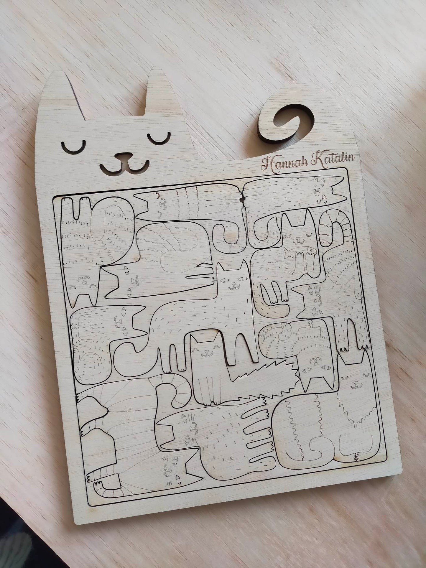 Puzzle din lemn în formă de Pisică